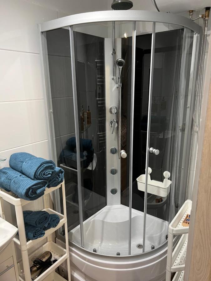 קטוביץ Grand Central Apartments מראה חיצוני תמונה