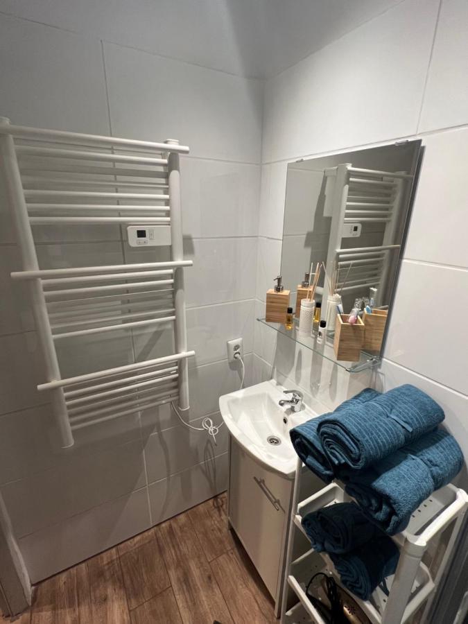 קטוביץ Grand Central Apartments מראה חיצוני תמונה