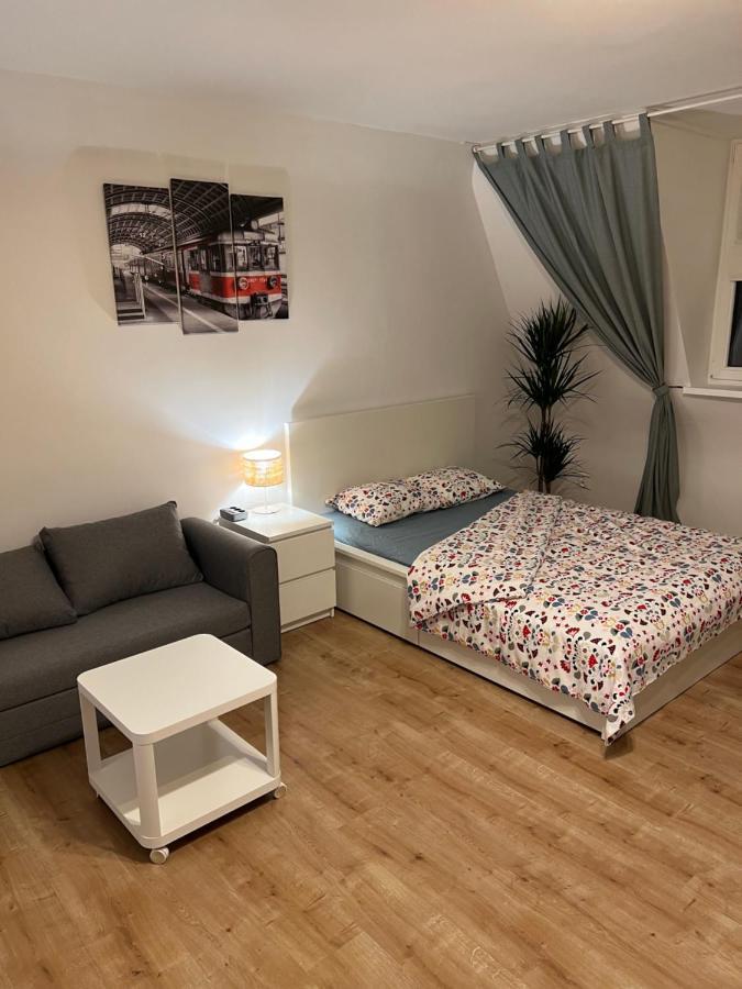 קטוביץ Grand Central Apartments מראה חיצוני תמונה