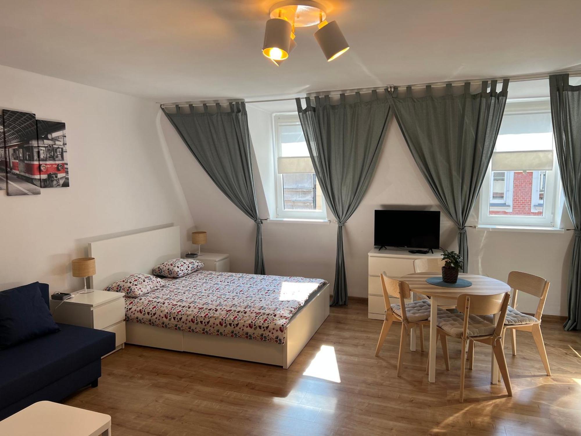 קטוביץ Grand Central Apartments מראה חיצוני תמונה