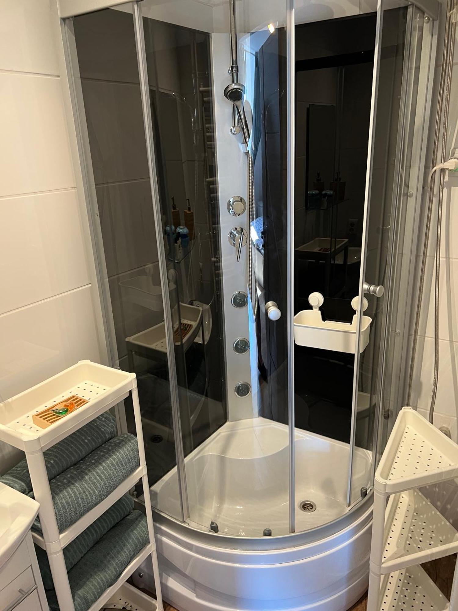 קטוביץ Grand Central Apartments מראה חיצוני תמונה